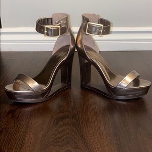 Calvin Klein Yasu Metallic Platform Sandal